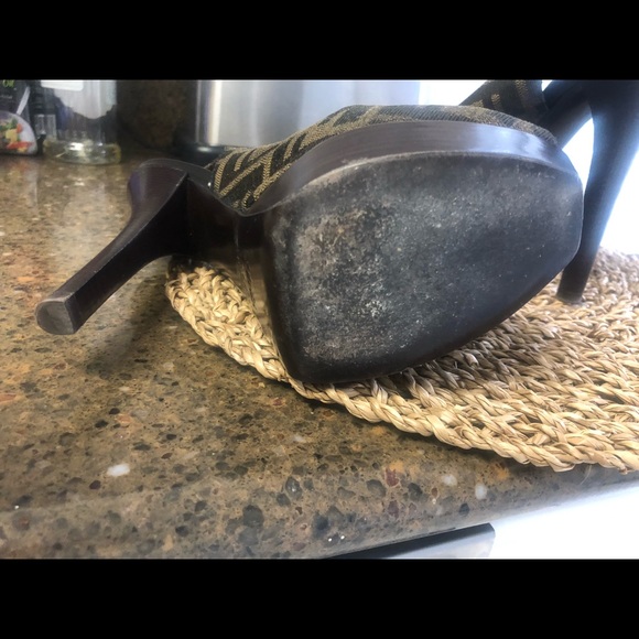 Fendi gorgeous pump - Picture 7 of 8